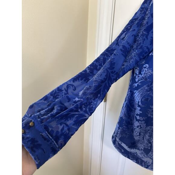 Soft Surroundings Blue Velvet Burnout Button Front Top Size XL Sheer Holiday - Picture 4 of 6